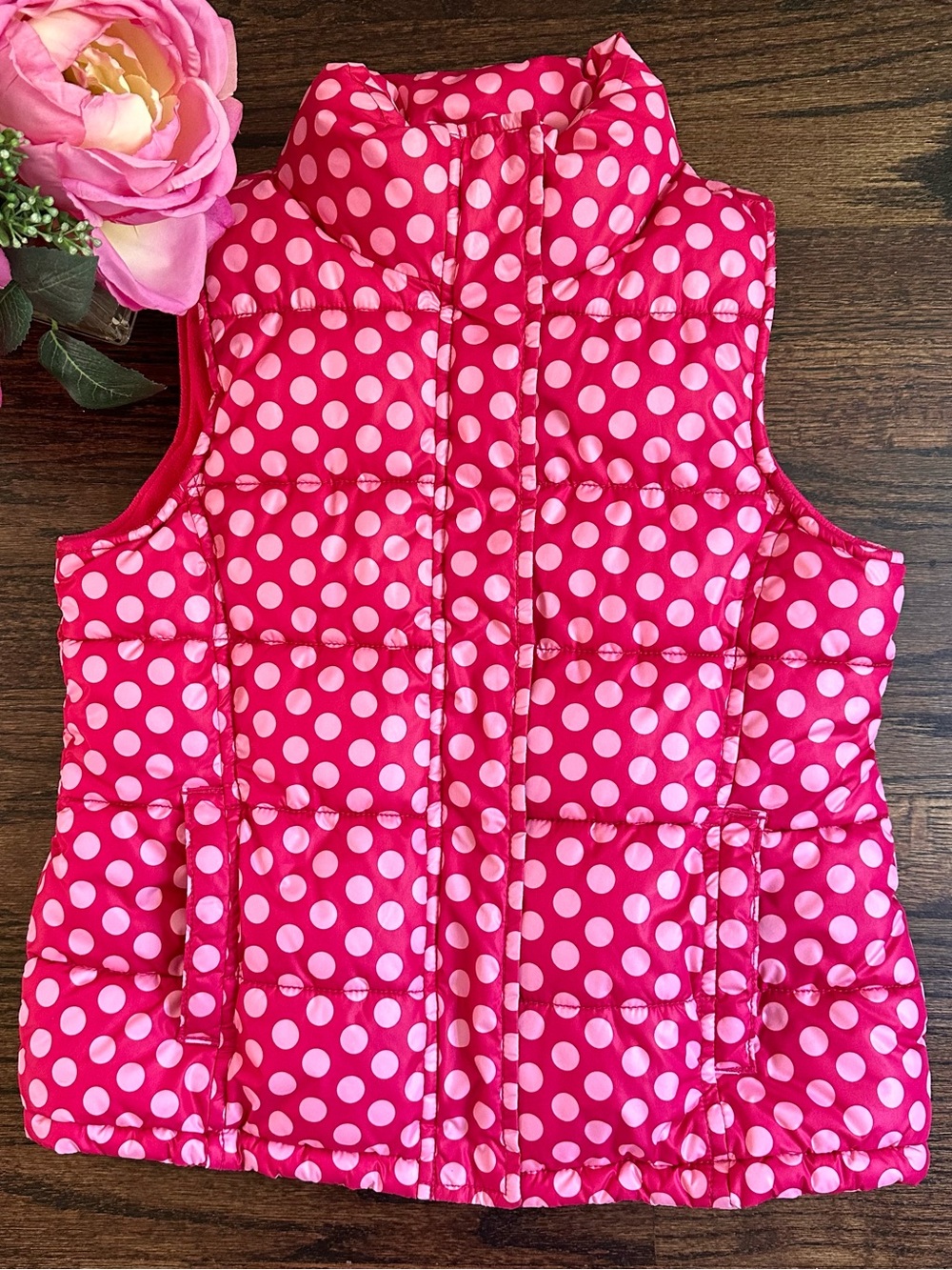 Gap Kids fleece lined puffer vest, size 8